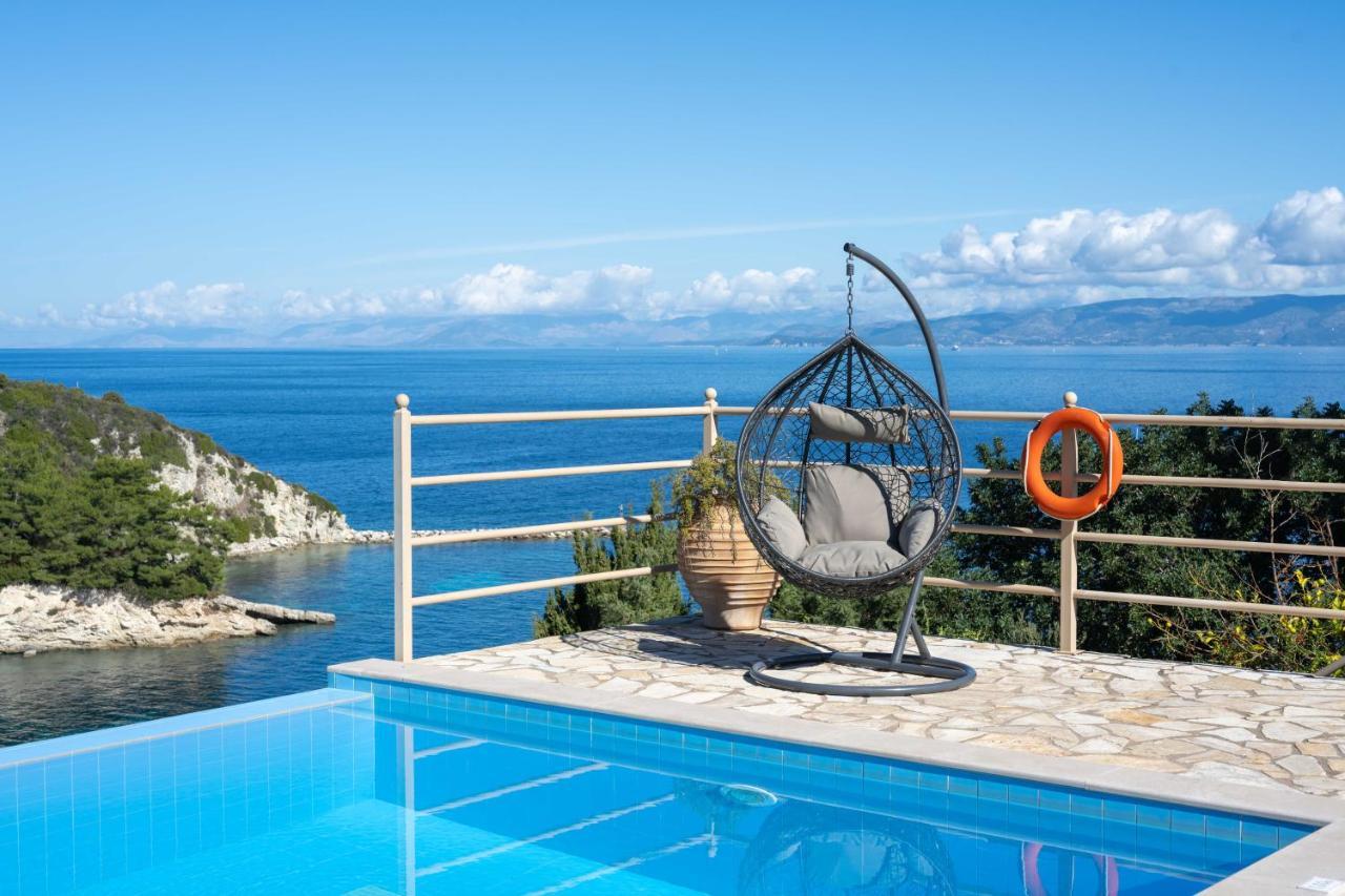 Pangolas Apartments Paxos Longós Exteriör bild
