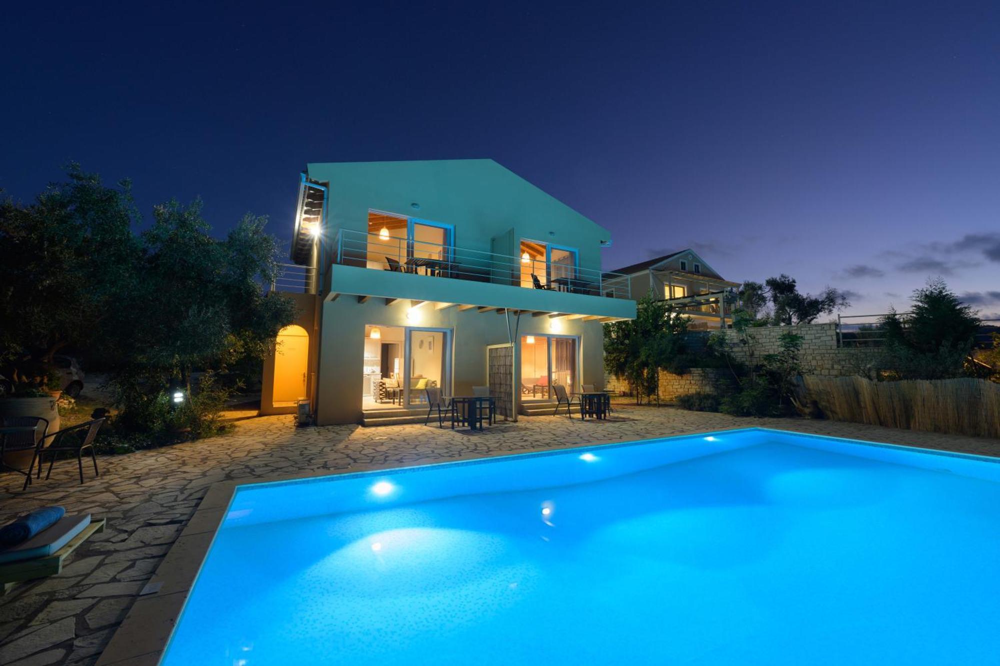 Pangolas Apartments Paxos Longós Exteriör bild
