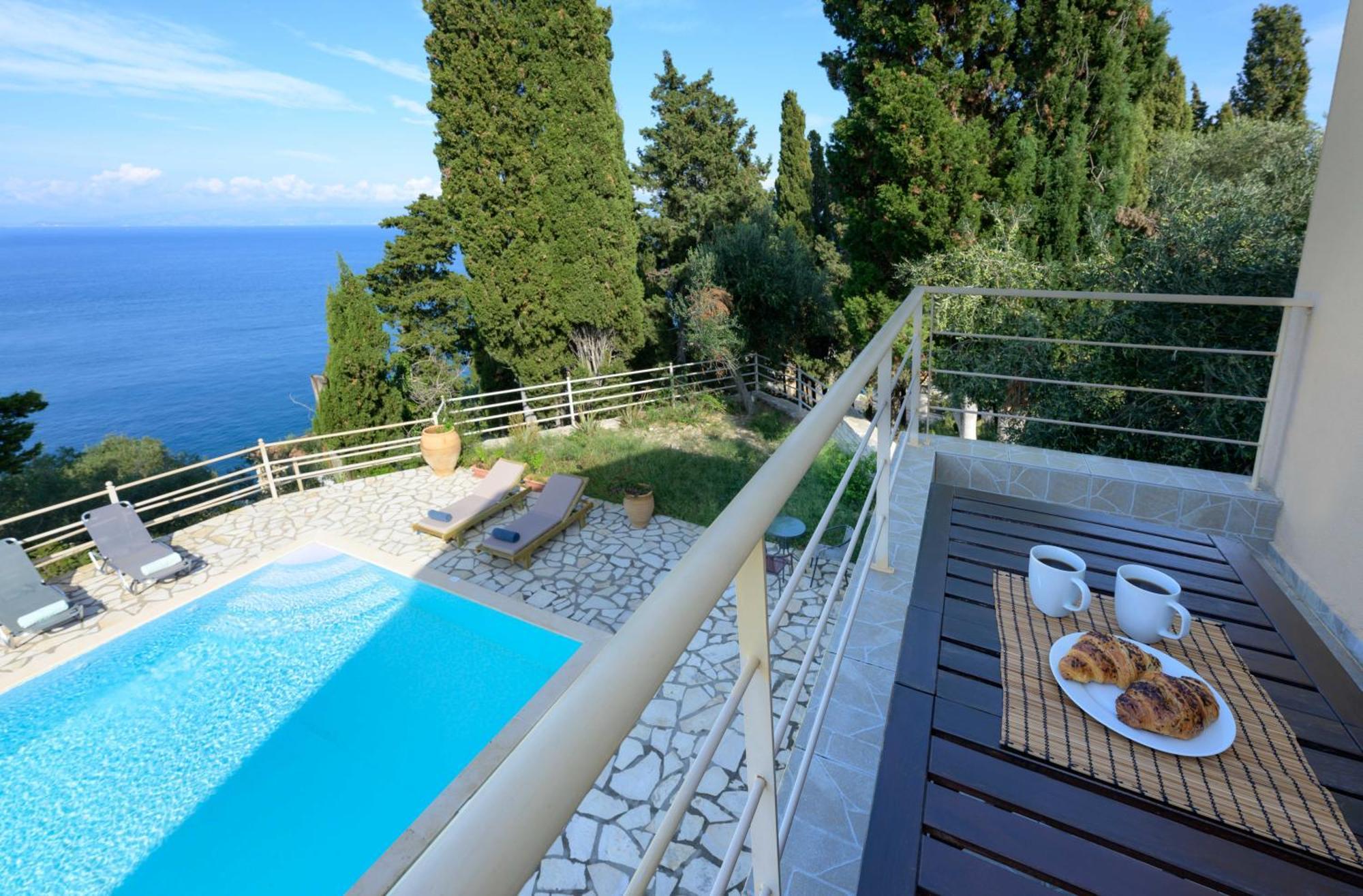 Pangolas Apartments Paxos Longós Exteriör bild